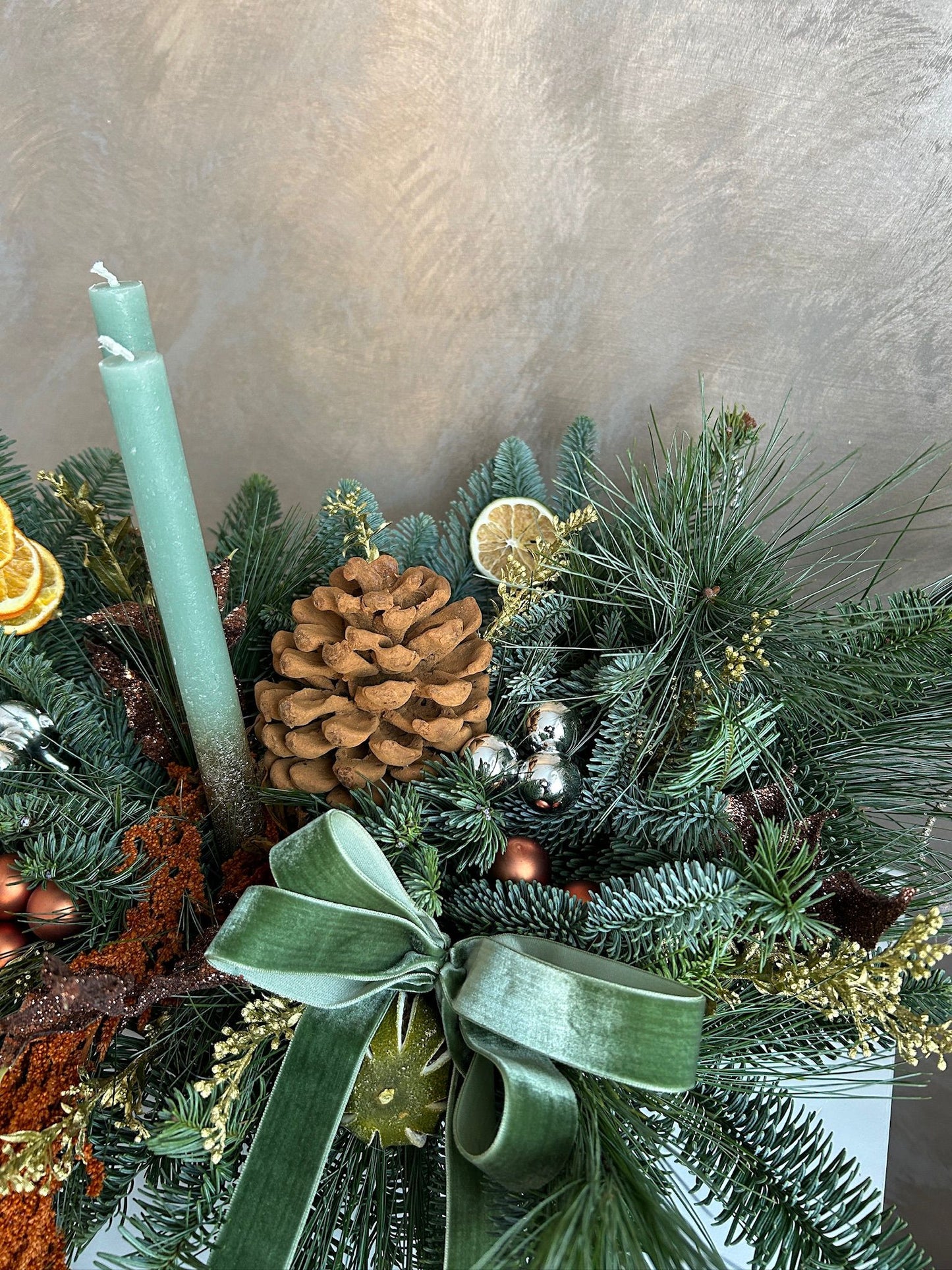 Aranjament Green în vas ceramic