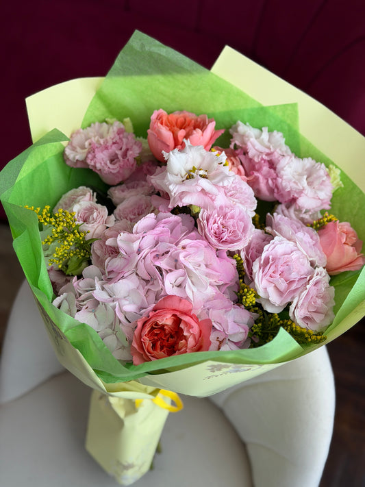 Buchet Pink